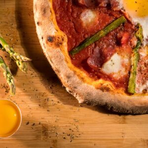 pizza asparagi e uovo trofarello