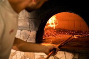 pizzeria trofarello forno a legna